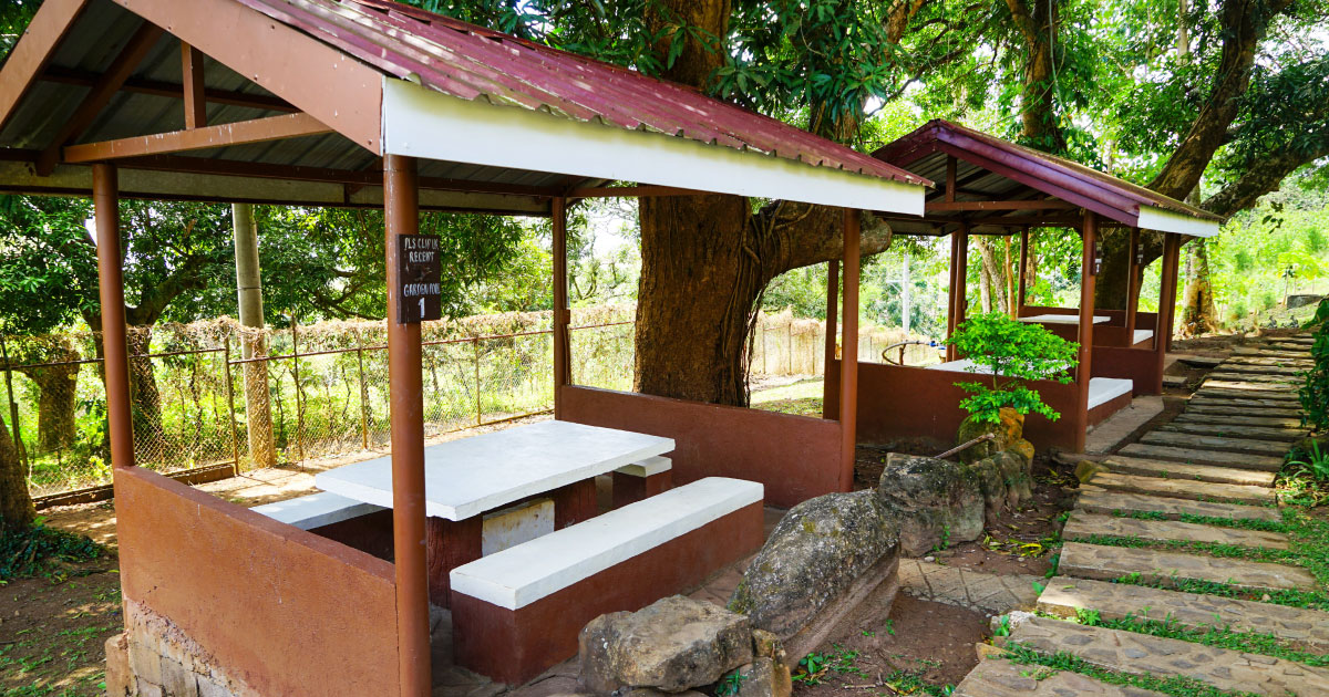 Garden Pool Cottage – Bakasyunan Resorts